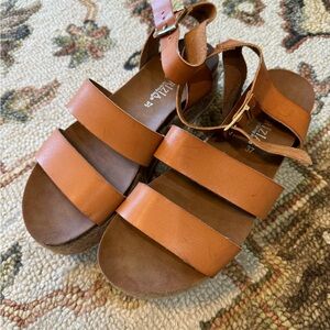 Patrizia Women’s Platform Sandals size 37